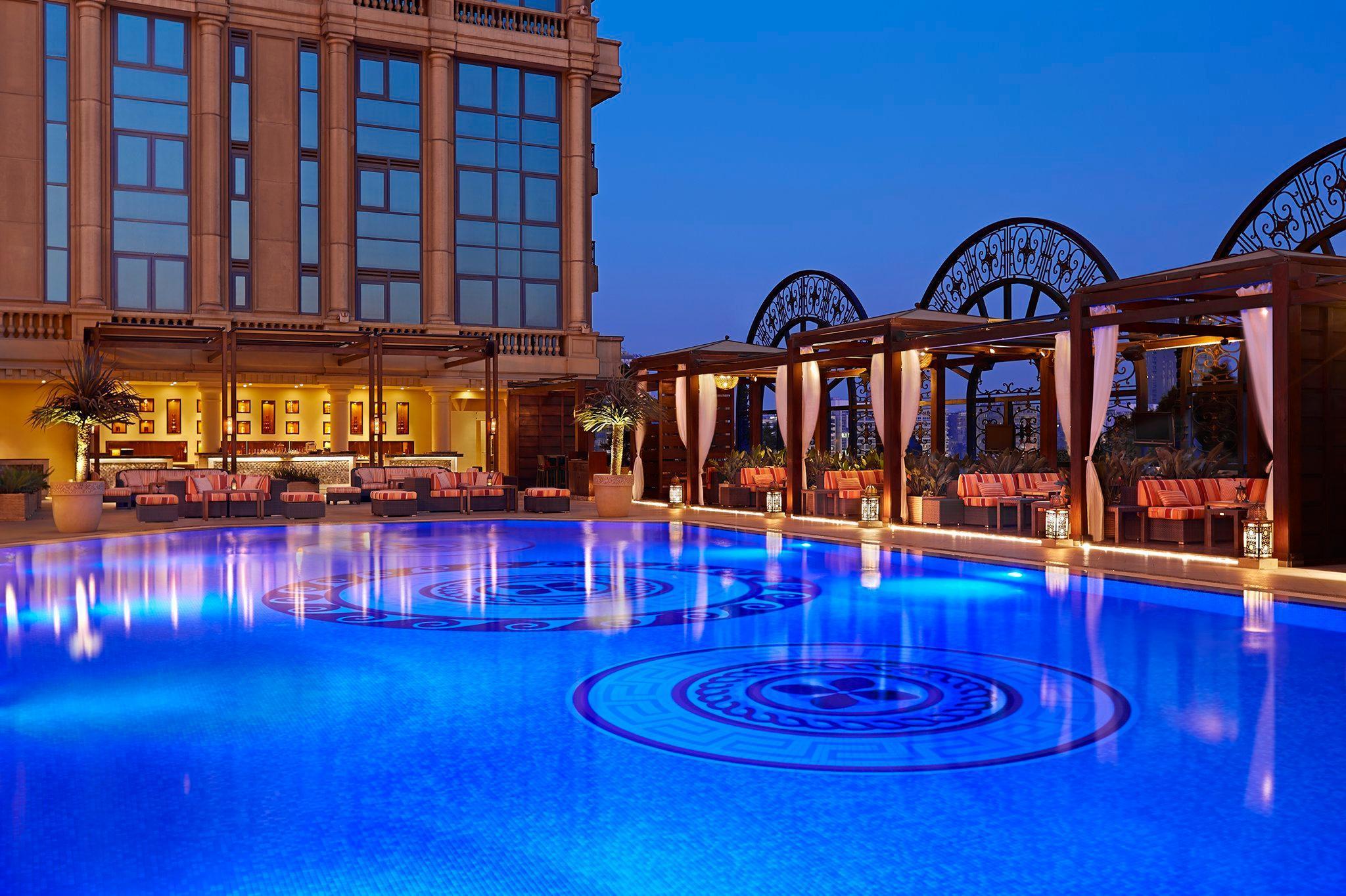 Four Seasons Cairo At The First Residence Giza Ngoại thất bức ảnh The pool at the St. Regis Dubai