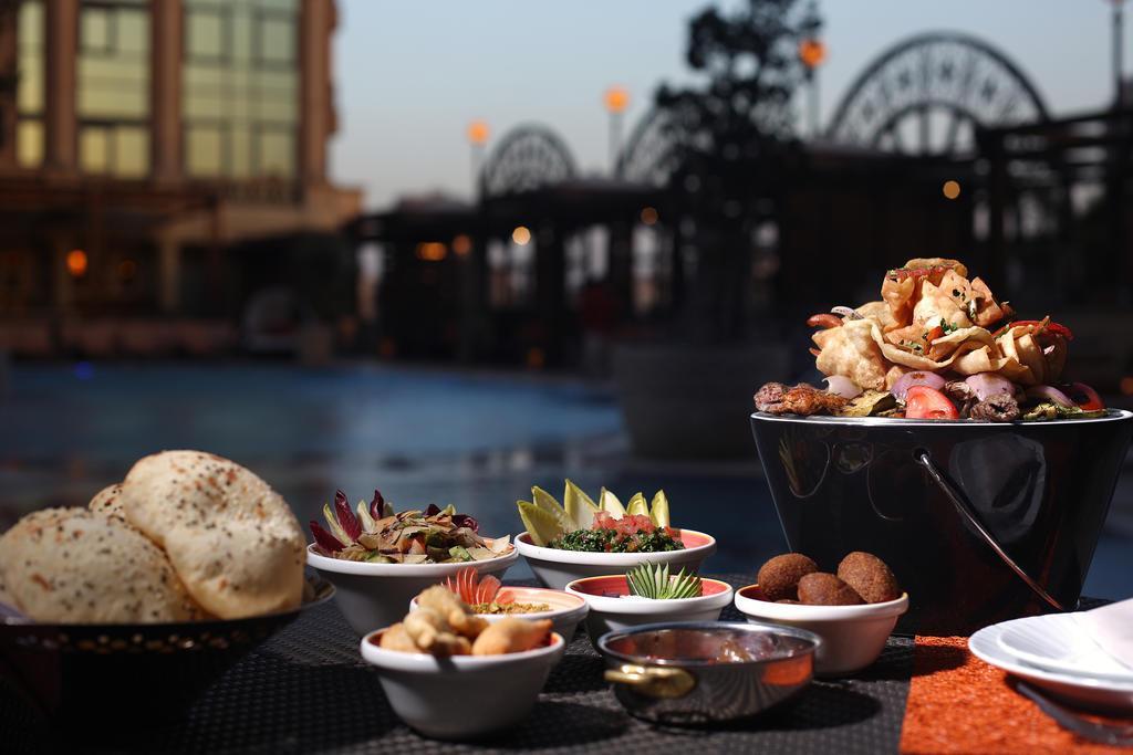 Four Seasons Cairo At The First Residence Giza Ngoại thất bức ảnh Meze