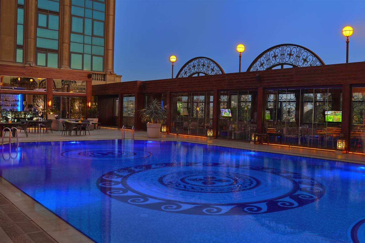 Four Seasons Cairo At The First Residence Giza Ngoại thất bức ảnh The pool at the hotel